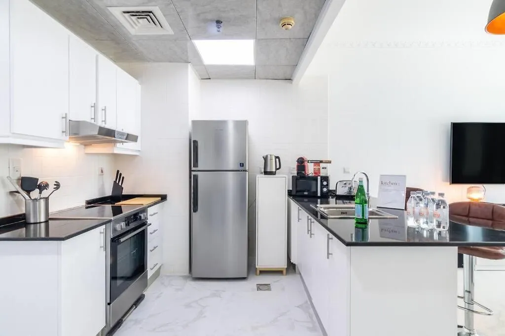 First Class 1Br Modern And Spacious Dubai Apartment